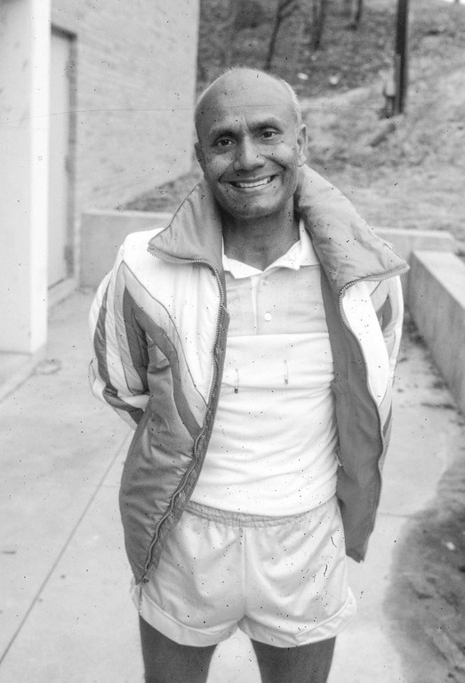Guru smiling Toledo.jpg